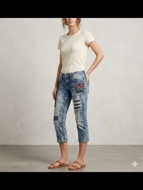 Miss Me Blue Distressed Capri Jeans with Embroidered Patchwork